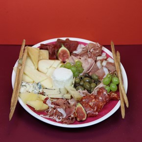 Cheese & Charcuterie board